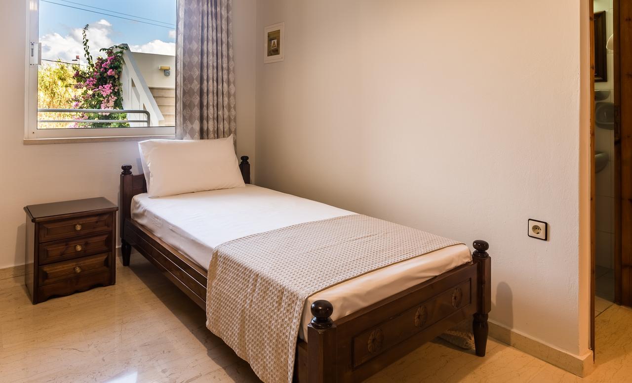 Merabello Apartments Agia Marina エクステリア 写真